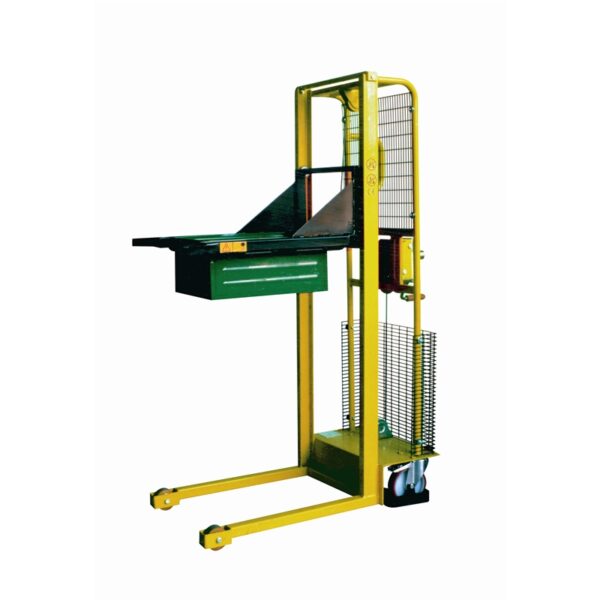 Sollevatore arganello con aggancio  automatico cassette metalliche